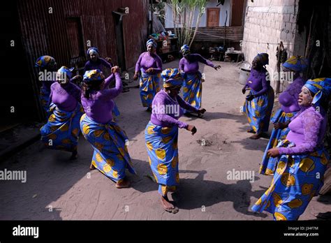 Marrabenta: Uma fusão vibrante de ritmos tradicionais moçambicanos e melodias melancólicas